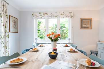 Gather round the dining-table for breakfast before heading out for the day!