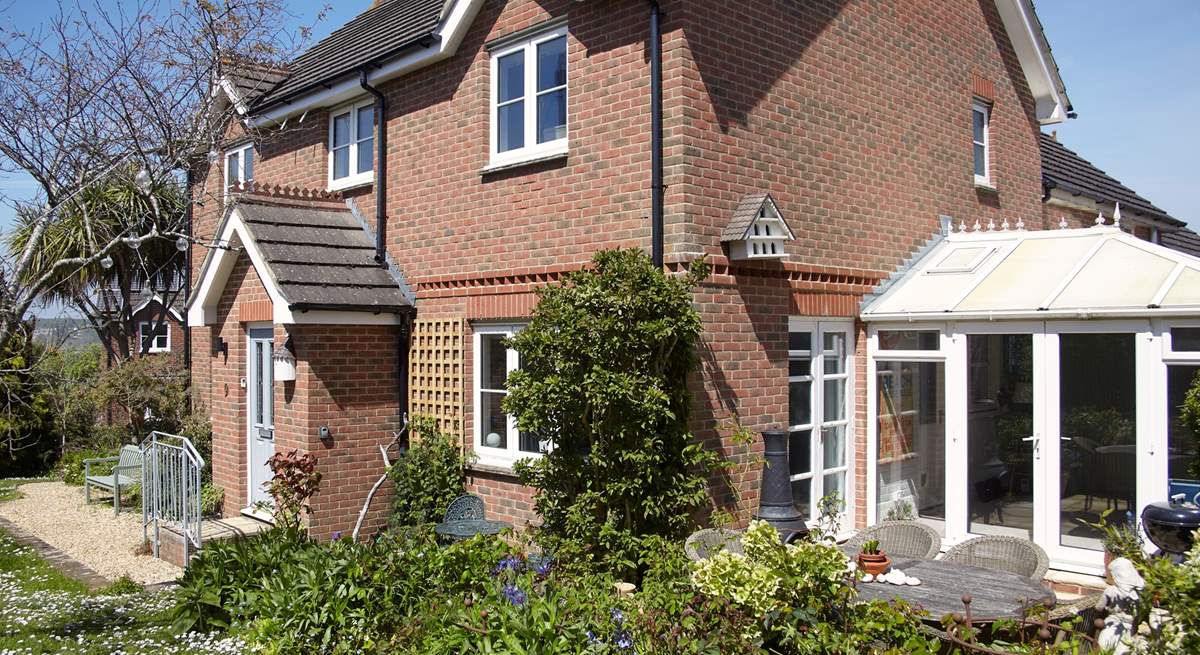 Welcome to 9 The Ruskins, a beautiful holiday home in the heart of Bembridge. 