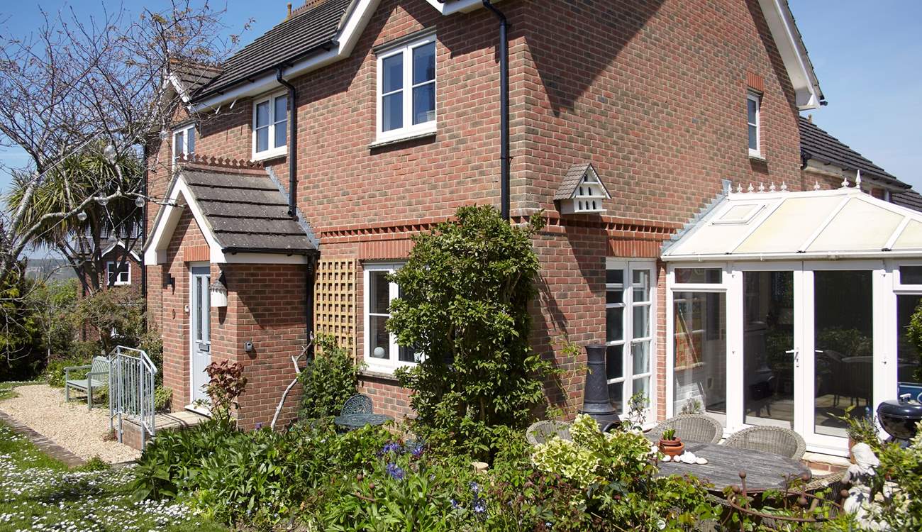 Welcome to 9 The Ruskins, a beautiful holiday home in the heart of Bembridge. 