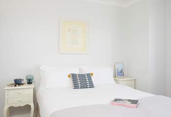 Bedroom one offers a 'zip and link' king-size or 2'6'' twin beds. We recommend for children only if using as twin beds.