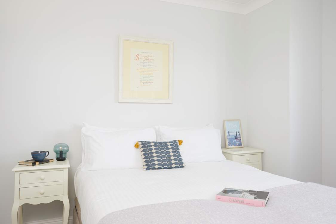 Bedroom one offers a 'zip and link' king-size or 2'6'' twin beds. We recommend for children only if using as twin beds.
