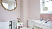 The calm tones in the en suite are delightful.