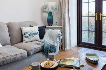 Sit back and relax into your holiday on the comfy sofa.