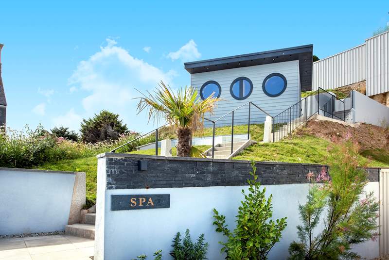 Located at the far end of the terrace, with views out to sea, the little spa is the perfect place to relax and unwind. 