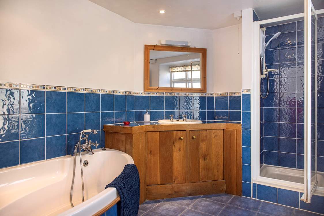 The bathroom. The WC for the property is located on the first floor.