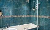 The bathroom with fitted shower. - Thumbnail Image