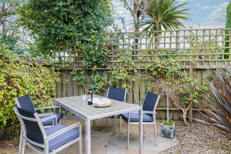 Your fully enclosed patio area offers a great spot to enjoy a glass of something tasty and a spot of Devon sun.
