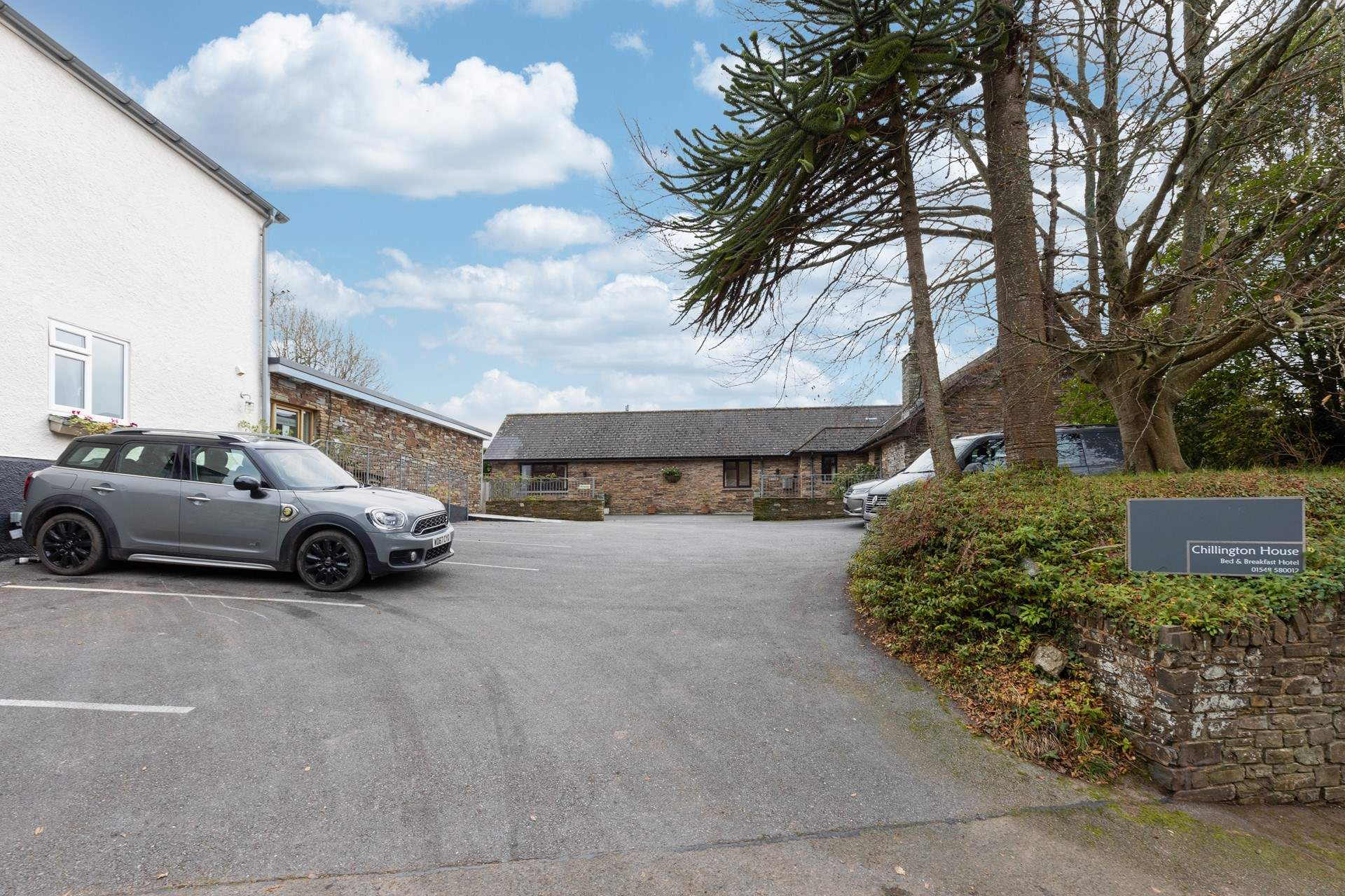 Access to Fairfield is through Chillington B&B car park. Please do not park in this car park, as it is purely for B&B residents.