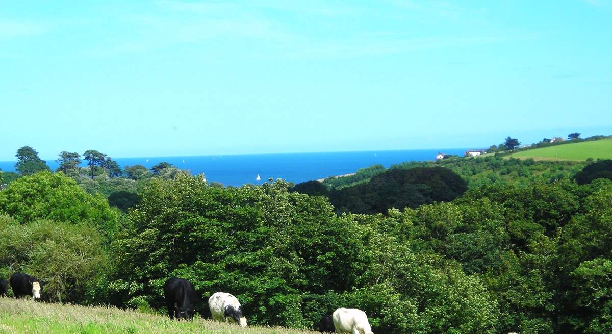 What a view from the footpath down to the beach. 