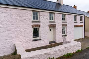 Seascape is a beautiful cottage that has been in the same family for over 70 years!