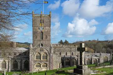 St Davids is just a ten minute drive away.
