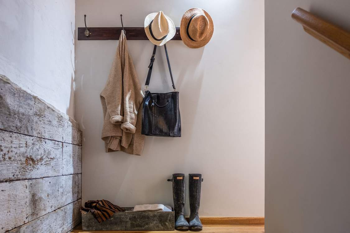 Space for boots, coats and hats.