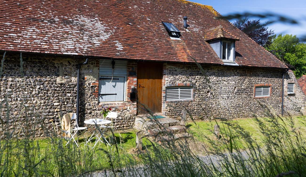 Quebec Barn - set in an idyllic location in the wonderful Cuckmere Valley.