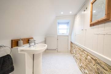 The main bedroom's en suite shower-room...