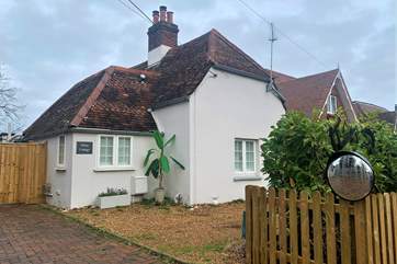Welcome to the lovely traditional White Cottage.