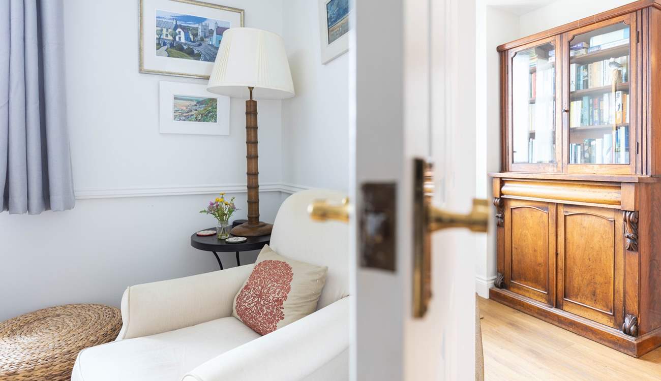 A lovely mix of contemporary and period pieces. 