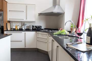 Plenty of worktop space for the chef of the party.