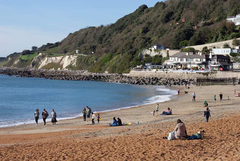 Ventnor beach is a popular place for sunbathing and swimming. 