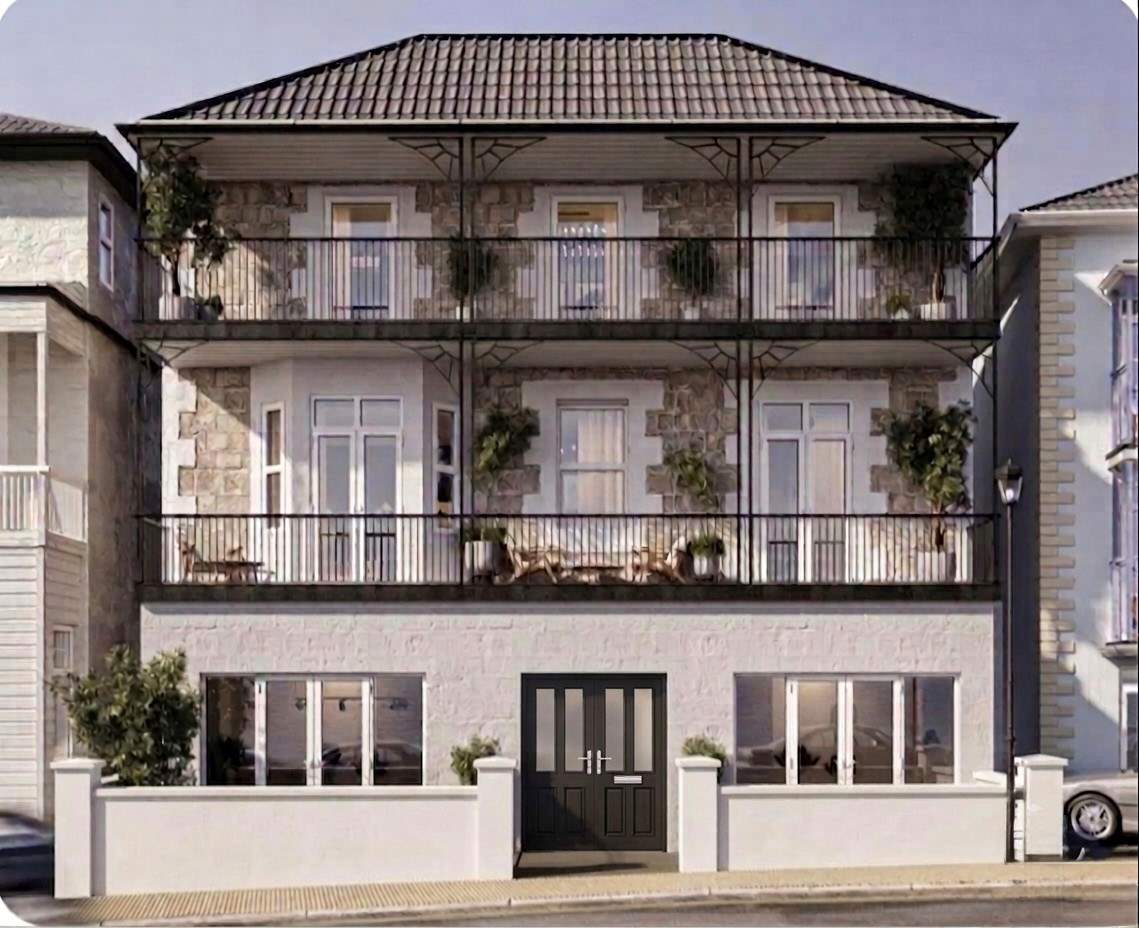 Oceanix is the top apartment on the left of the second floor. Please note there are four flights of stairs to the apartment. 