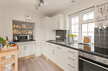 The kitchen has been beautifully crafted.