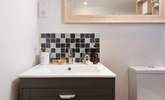 The en suite. - Thumbnail Image