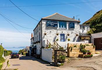 The local pub at St Agnes, The Driftwood Spars is perfect after a day on the beach.