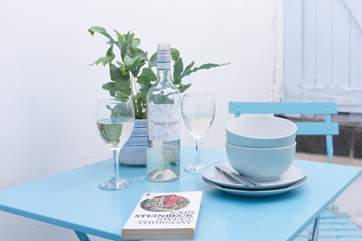 A quiet spot for a holiday read.