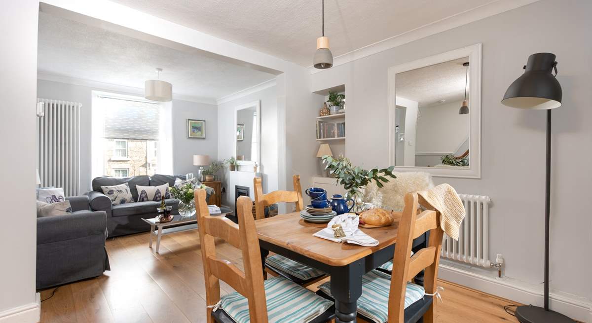 The open plan sitting/dining-room is perfect for sociable holidays.