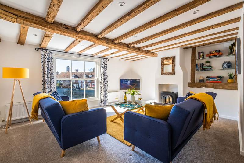 The Roost is a fabulous apartment, perfectly situated in the centre of Battle overlooking The Abbey.