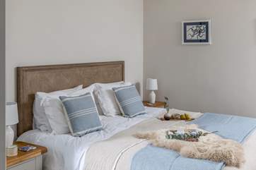 Calming shades and lovely linens.