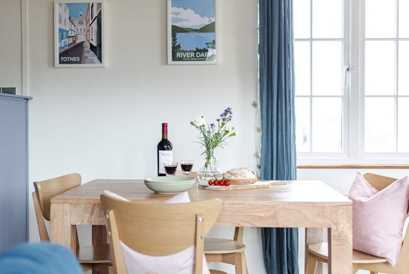 The table offers the perfect place to sit and look at the view whilst planning the day ahead or enjoying a holiday meal.