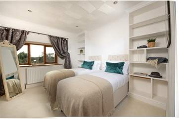 Bedroom 4 can be made up as a king-size bed or twins, giving you the flexibility to choose.