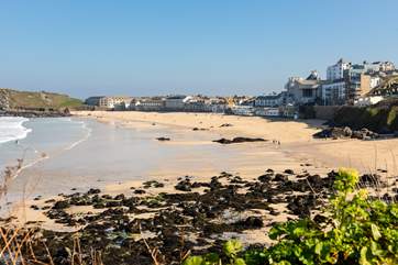 St Ives is a short drive away, perfect for a day out.