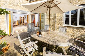 Enjoy drinks in the sunshine.
