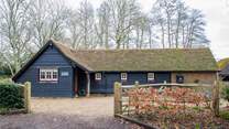 The Piggery is in a gorgeous rural setting, surrounded by trees and countryside.