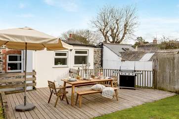 Al fresco dining at its best.