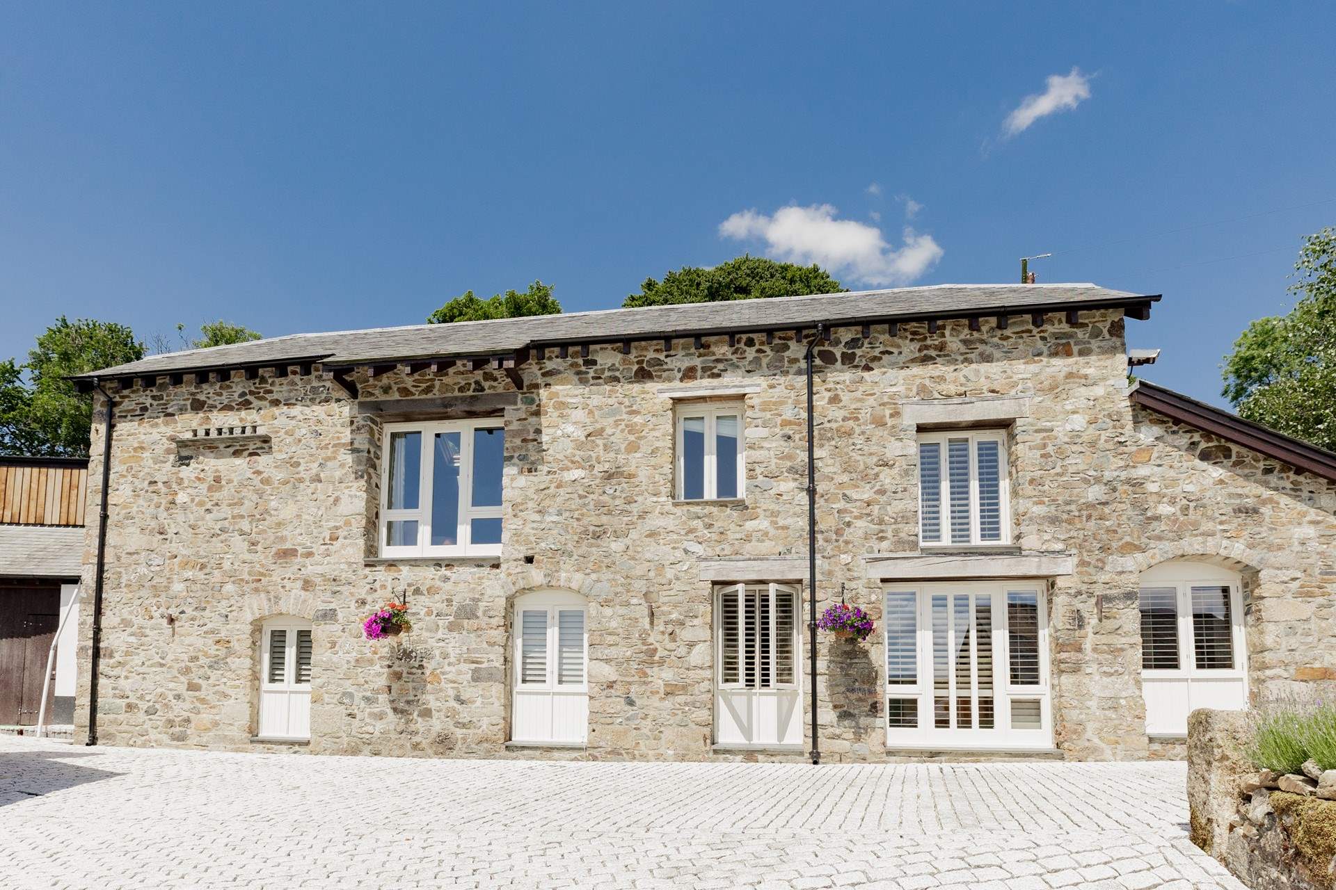 Haretor Barn is a semi detached property with Foxtor Barn.