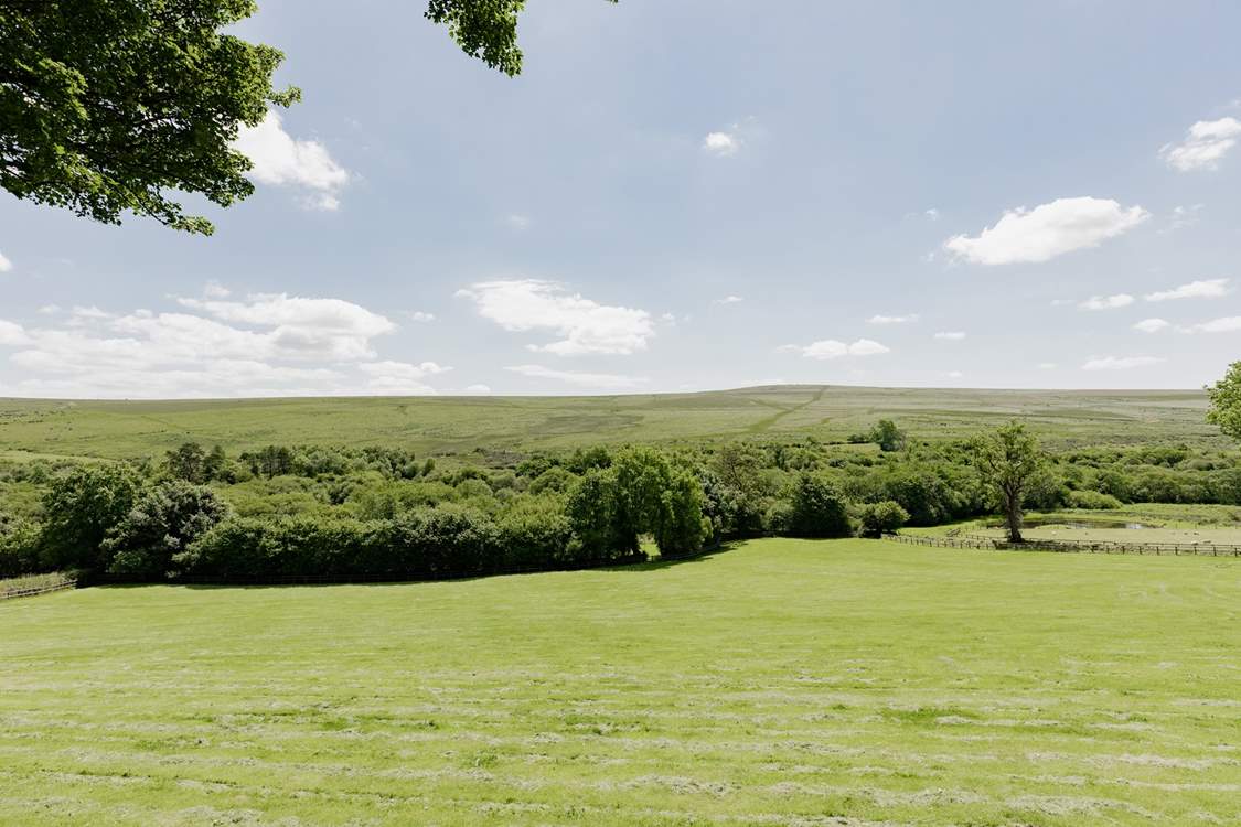 The surrounding views are mesmerising, welcome to Haretor Barn.