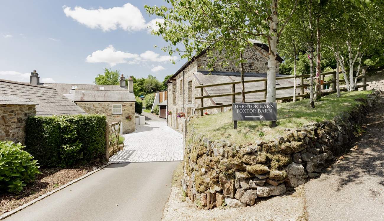 Haretor Barn is nestled in a beautiful rural spot.