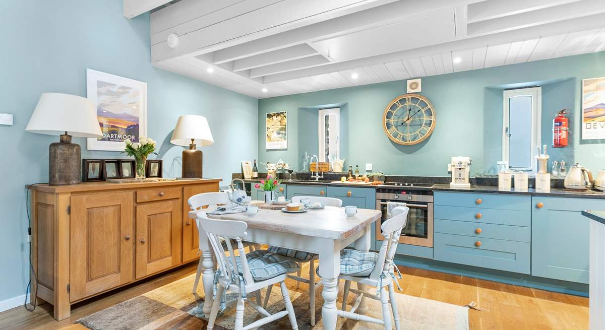 This open plan living space is fresh, bright and perfect for cooking up a feast.