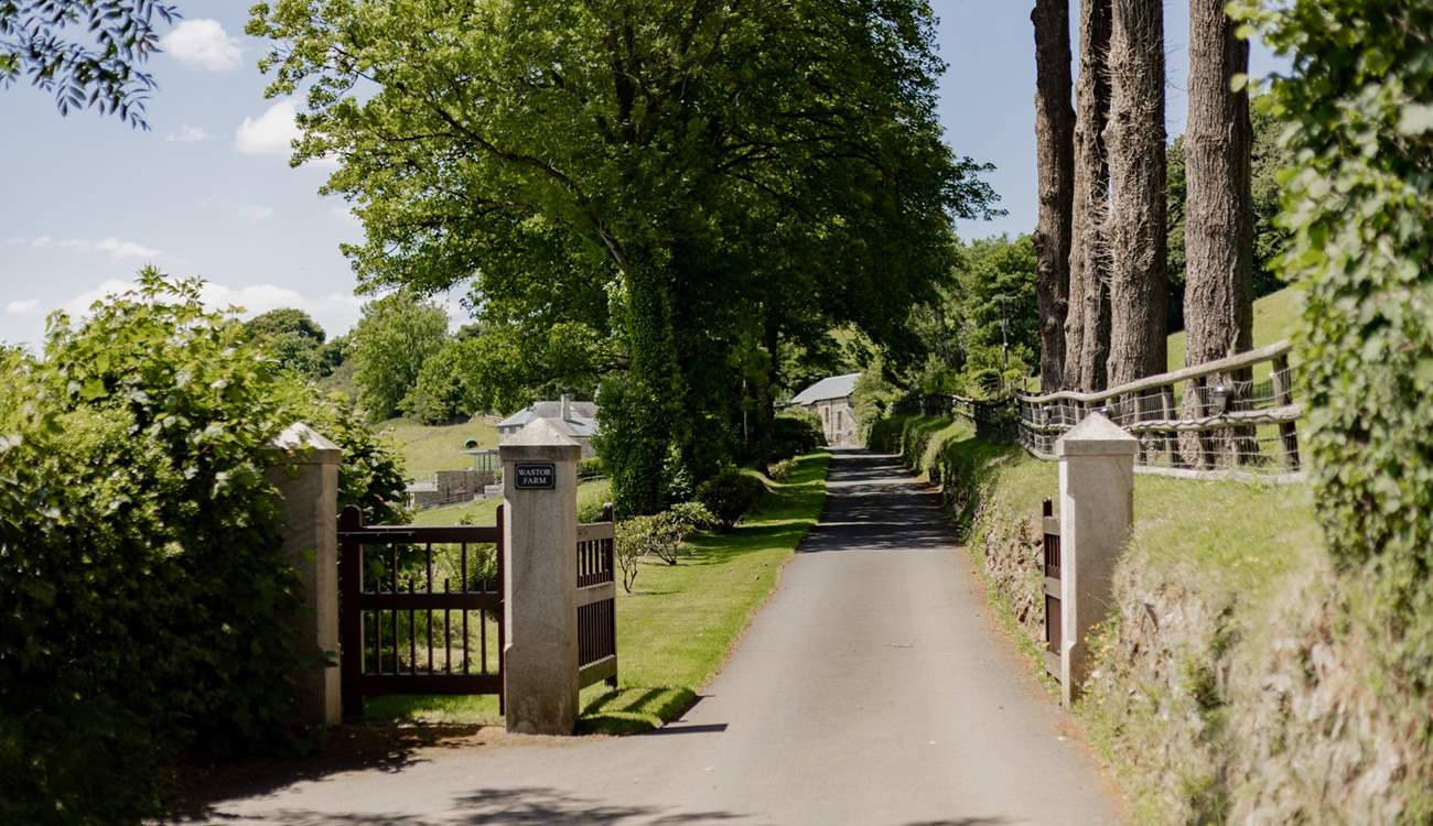 The grand entrance to Foxtor Barn.