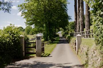 The grand entrance to Foxtor Barn.