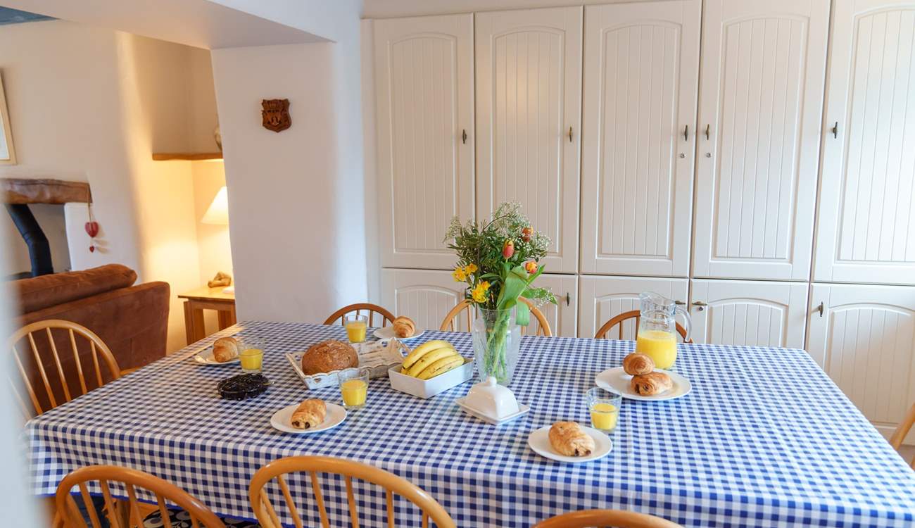 The dining-area is off the second sitting-room, the perfect place to chat about the day ahead.