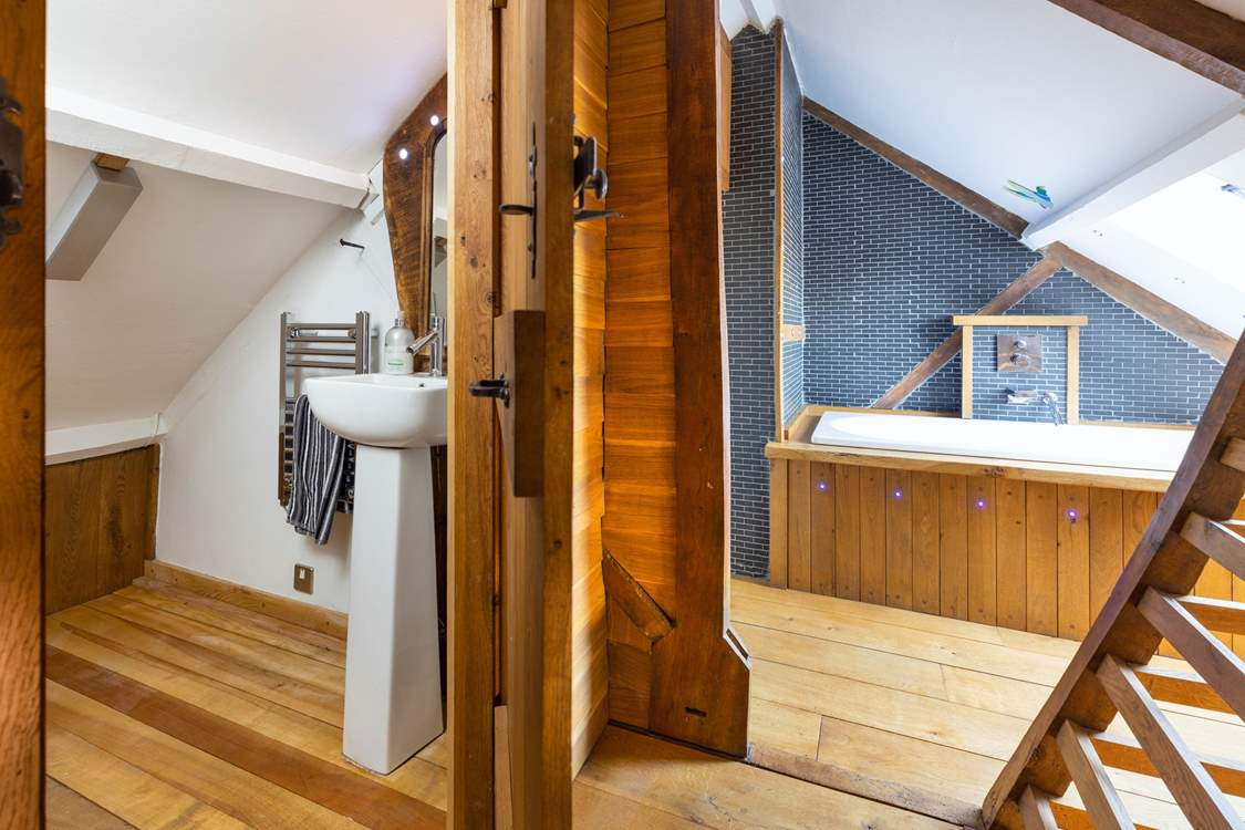 Another view of this one-of-a-kind room.