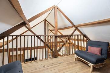 If you want to spend some time alone, you can always climb the staircase to the snug and marvel at the minstrels' gallery.