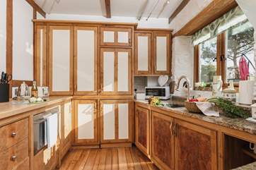 This lovely bright kitchen is perfect for preparing a bit of breakfast before the adventures of the day.....