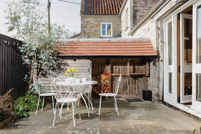Enjoy a little al fresco summer dining, in your completely self-contained courtyard area.