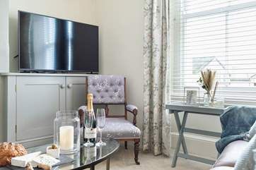 The Smart TV will keep everyone entertained after a long day at the beach.