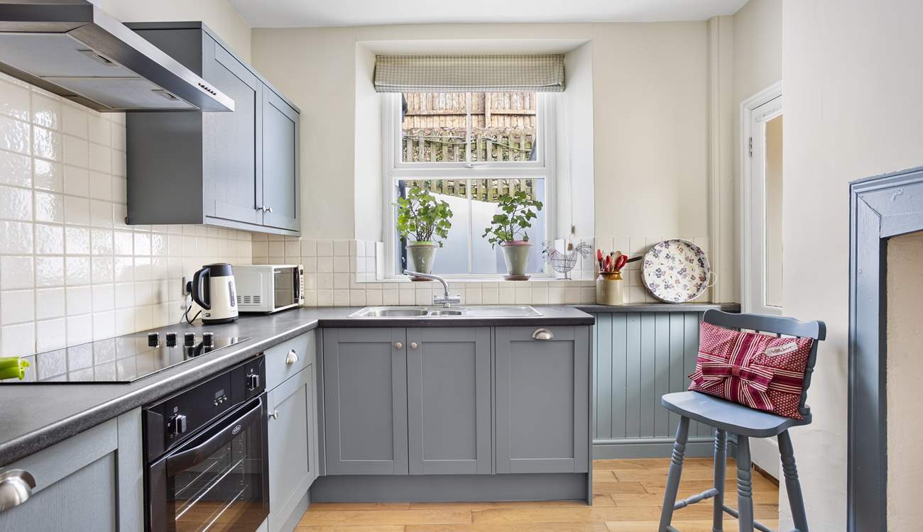 Fully equipped and ready for a family feast to be whipped up. 