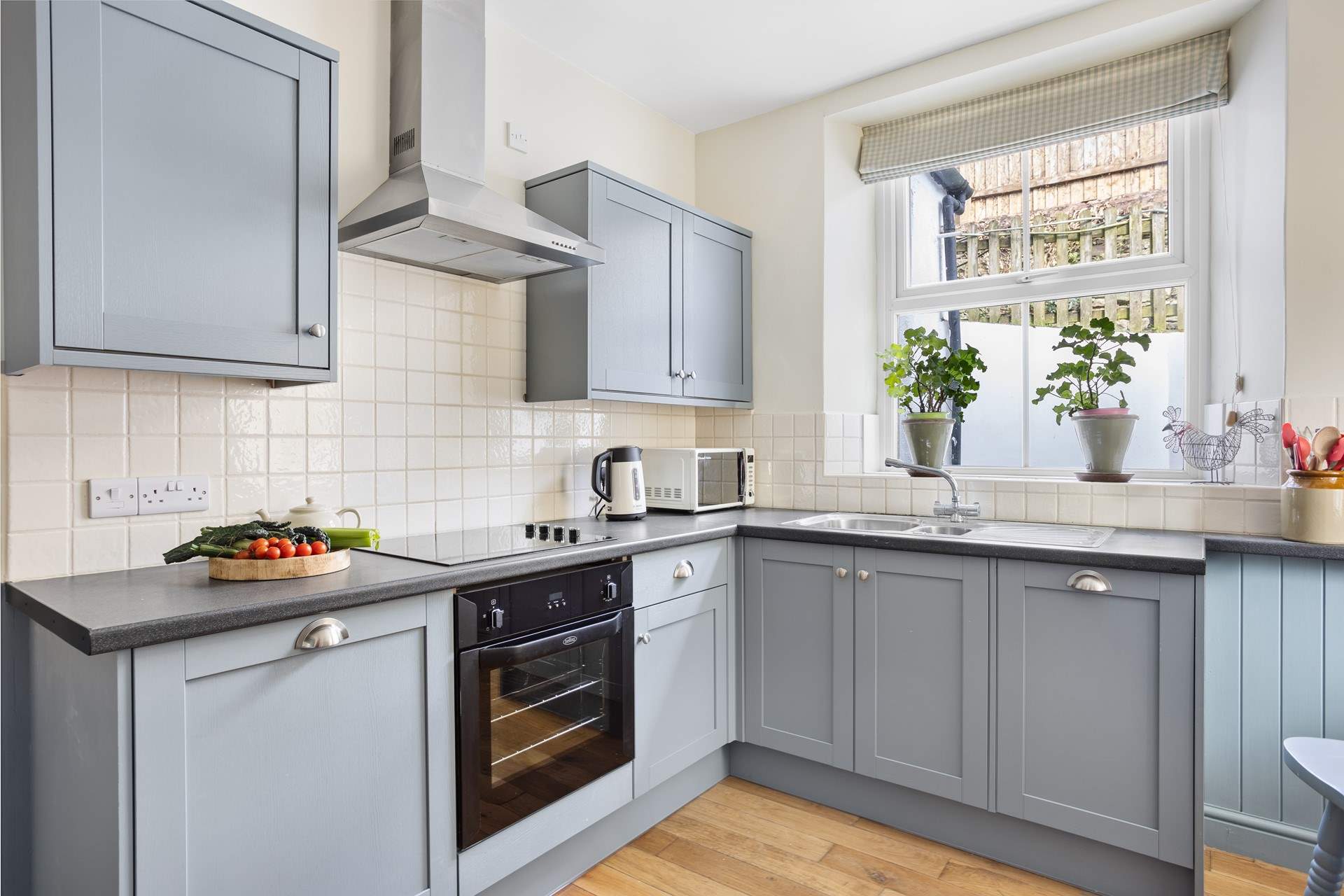 A gorgeous shaker kitchen. 